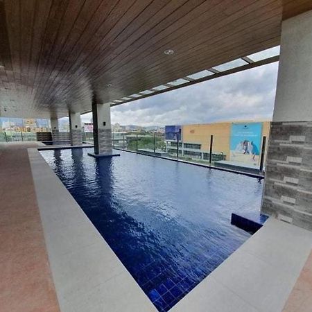 Sunvida Condo Across Sm City Cebu W/ Wifi And View Exteriör bild